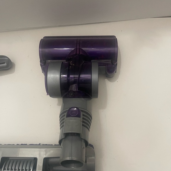 Dyson Gray and Purple Vacuum Tool Kit - Picture 2 of 9